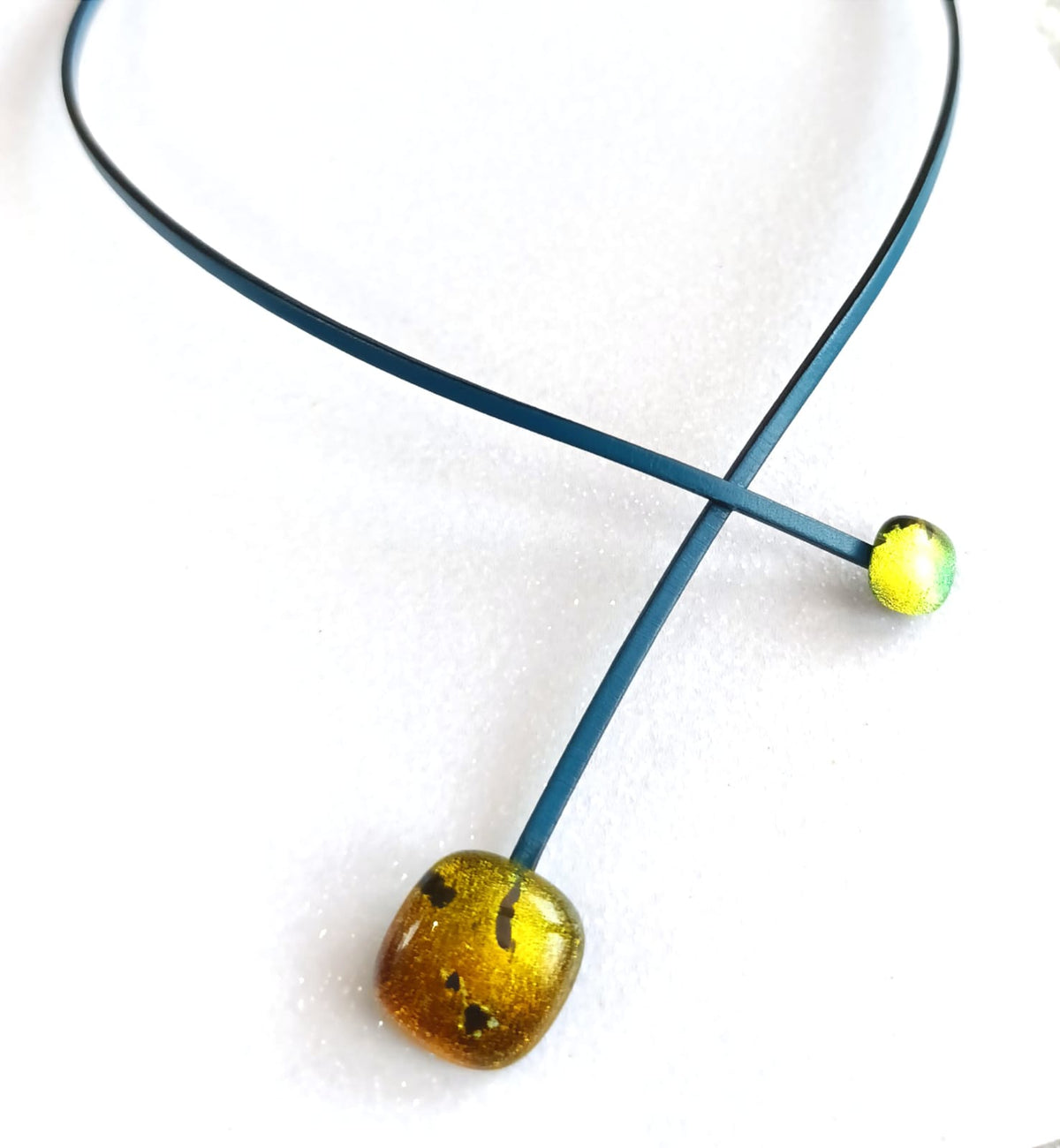LEATHER GLASS NECKLACE