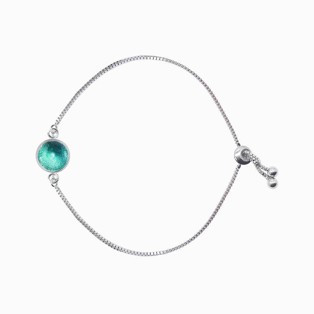 BRACELET EMERAUDE ~ IRIS BLUE | ST. STEEL | PERFECT FIT | REFLET[proBRACELET EMERAUDE ~ IRIS BLUEduct_vendor]MicrocosmosPRODUCT INFORMATION

Exclusive Microcosmoses Glass Reflet™
Base: Stainless Steel Perfect Fit adjustable slide closure up to 9", 22 cm.

Bracelet chain thickness 2 mmBRACELET STEEL