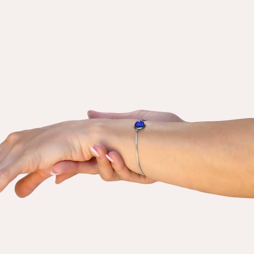 BRACELET EMERAUDE ~ IRIS BLUE | ST. STEEL | PERFECT FIT | REFLET[proBRACELET EMERAUDE ~ IRIS BLUEduct_vendor]MicrocosmosPRODUCT INFORMATION

Exclusive Microcosmoses Glass Reflet™
Base: Stainless Steel Perfect Fit adjustable slide closure up to 9", 22 cm.

Bracelet chain thickness 2 mmBRACELET STEEL