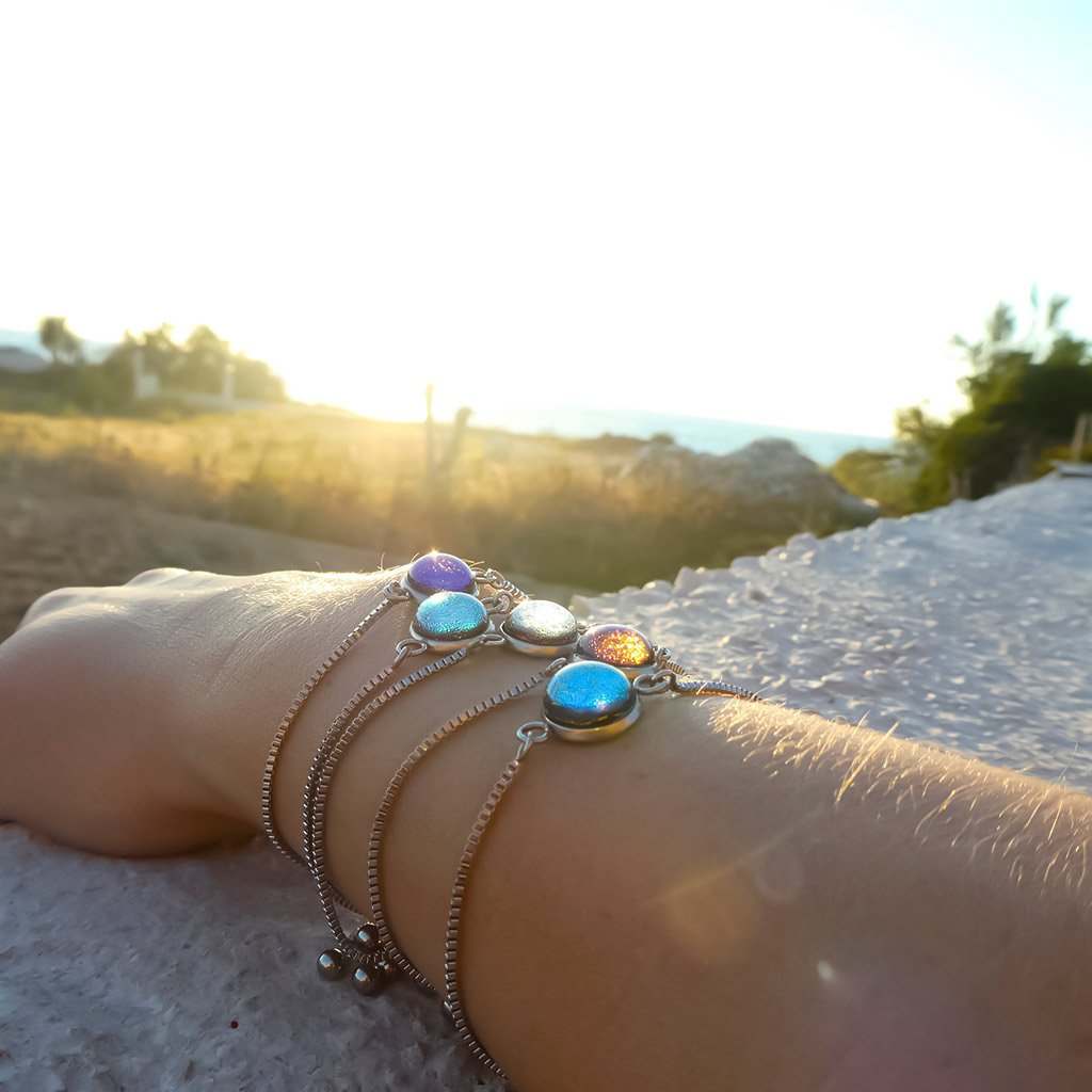 BRACELET FRENCH PINK ~ GOLD | ST. STEEL | PERFECT FIT | REFLET[proBRACELET FRENCH PINK ~ GOLDduct_vendor]MicrocosmosPRODUCT INFORMATION

Exclusive Microcosmoses Glass Reflet™
Base: Stainless Steel Perfect Fit adjustable slide closure up to 9", 22 cm.

Bracelet chain thickness 2 mmBRACELET STEEL