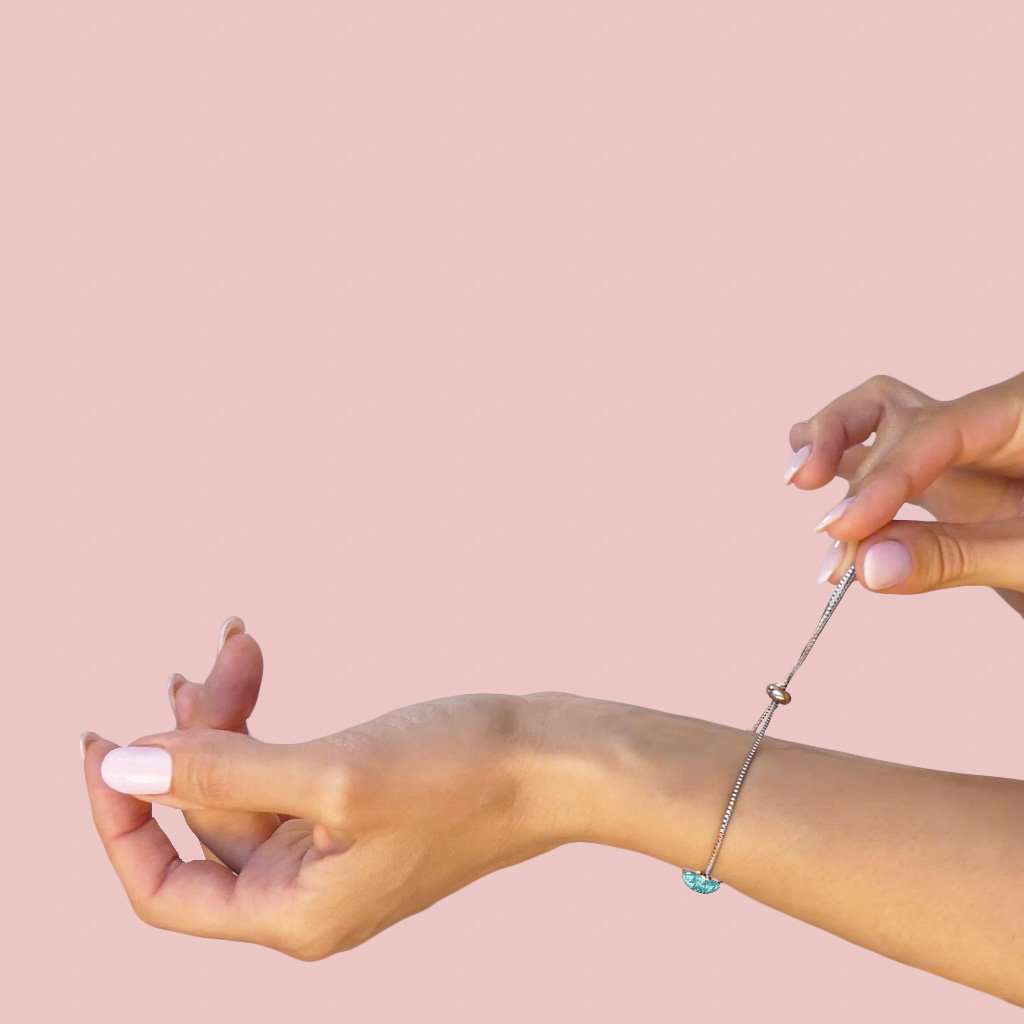 BRACELET PARME ~ LIGHT GREEN | ST. STEEL | PERFECT FIT | REFLET[proBRACELET PARME ~ LIGHT GREENduct_vendor]MicrocosmosPRODUCT INFORMATION

Exclusive Microcosmoses Glass Reflet™
Base: Stainless Steel Perfect Fit adjustable slide closure up to 9", 22 cm.

Bracelet chain thickness 2 mmBRACELET STEEL