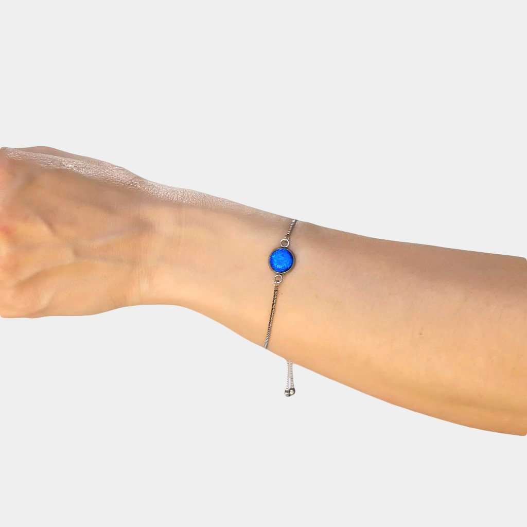 BRACELET STARRY BLUE ~ INDIGO | ST. STEEL | PERFECT FIT | REFLET[proBRACELET STARRY BLUE ~ INDIGOduct_vendor]MicrocosmosPRODUCT INFORMATION

Exclusive Microcosmoses Glass Reflet™
Base: Stainless Steel Perfect Fit adjustable slide closure up to 9", 22 cm.

Bracelet chain thickness 2 mmBRACELET STEEL