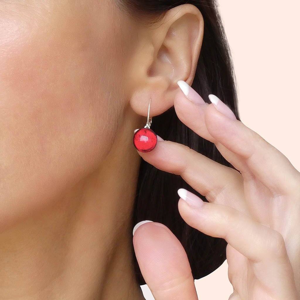 EARRINGS RED RUBY | ECLIPSE | SILVER 925 | REFLET[proEARRINGS RED RUBYduct_vendor]MicrocosmosPRODUCT INFORMATION

Exclusive Microcosmoses Glass Reflet™
Base: Sterling Silver 925
Bead size: From 12 mm / 0.5"


Free Gift Box 


The  Microcosmoses Reflet EclipsEARRINGS GLASS REFLET