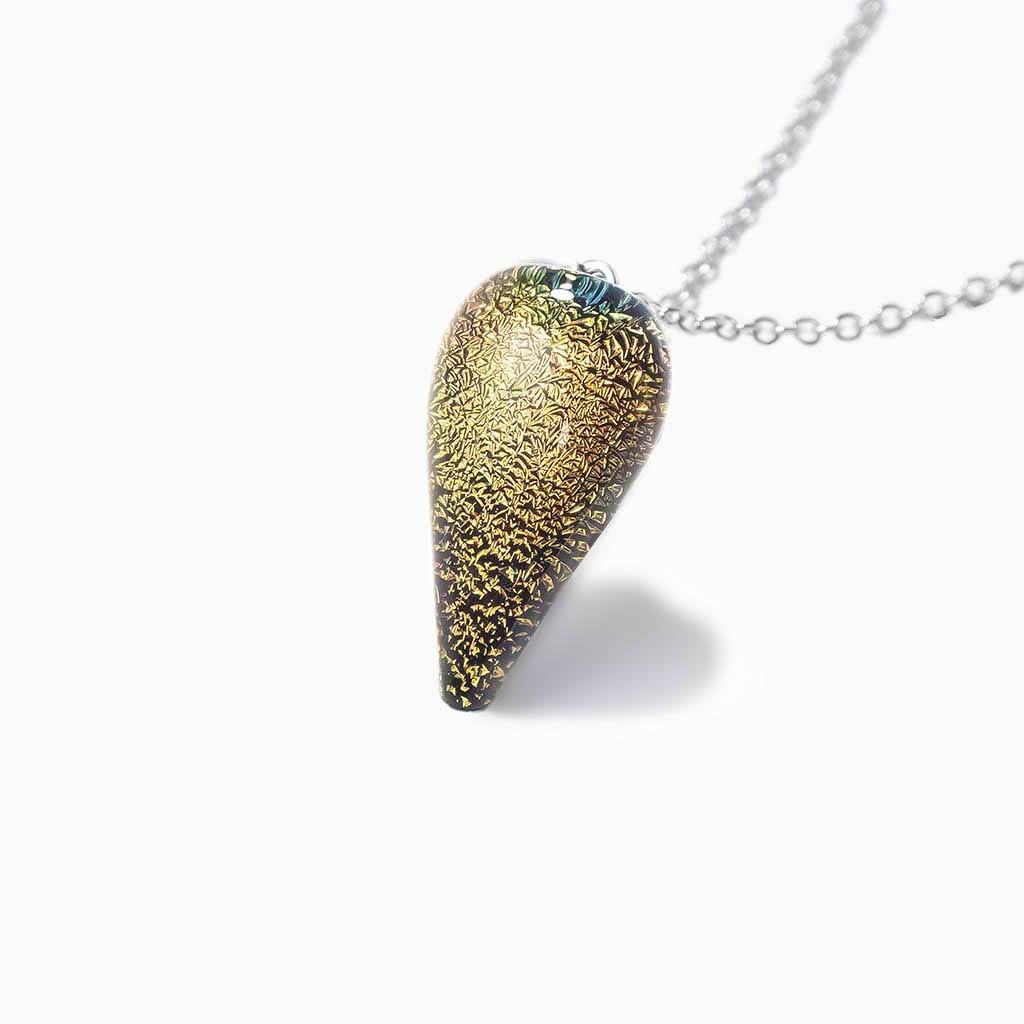 NECKLACE COPPER ~ GREEN BOKEH | DROP | REFLET[proNECKLACE COPPER ~ GREEN BOKEHduct_vendor]MicrocosmosPRODUCT INFORMATION

Exlusive Microcosmoses Glass Reflet
Bead size length: 20 mm/ 0.8" |  width: 12 mm/ 0.5"

Base chain: Sterling Silver 925 ~ Stainless Steel 
ChaiNECKLACE