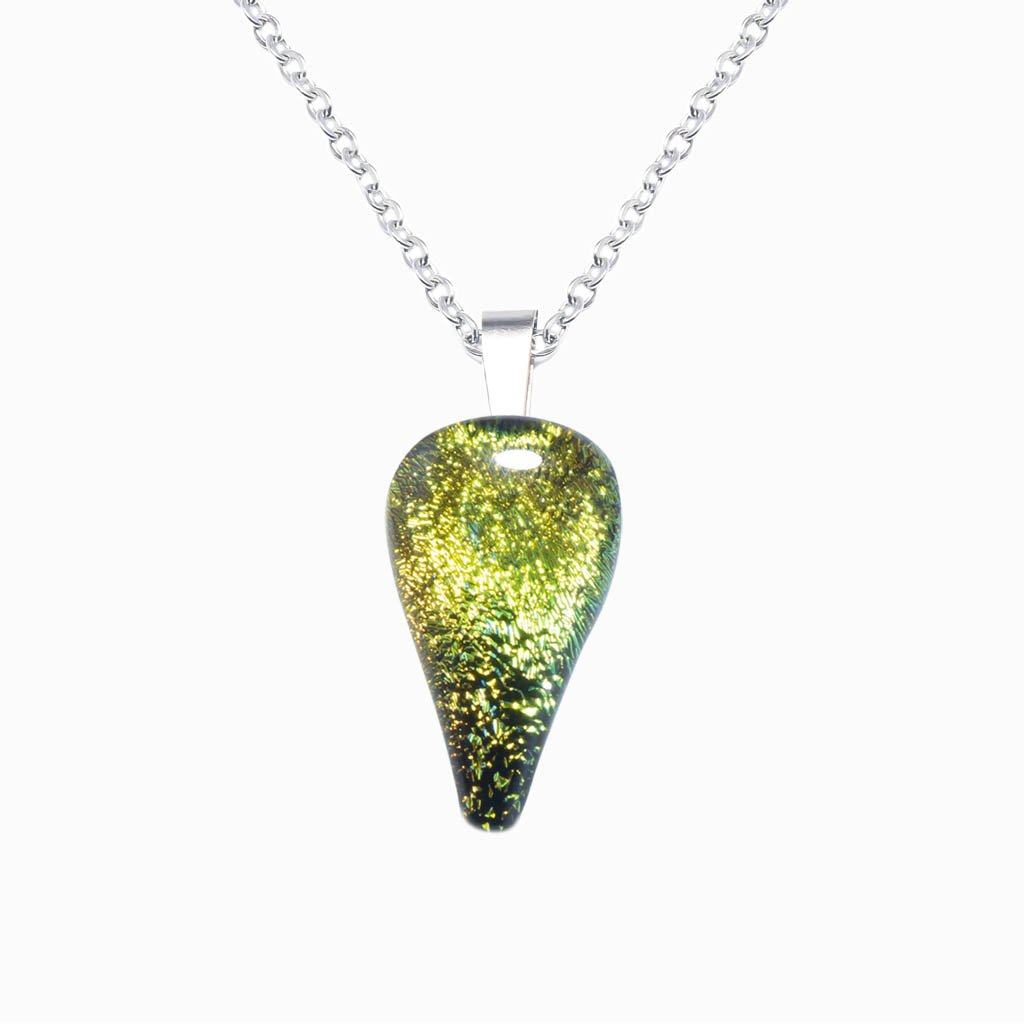 NECKLACE GOLD  ~ GREEN BOKEH | DROP | REFLET[proNECKLACE GOLD ~ GREEN BOKEHduct_vendor]MicrocosmosPRODUCT INFORMATION

Exlusive Microcosmoses Glass Reflet
Bead size length: 20 mm/ 0.8" |  width: 12 mm/ 0.5"

Base chain: Sterling Silver 925 ~ Stainless Steel 
ChaiNECKLACE