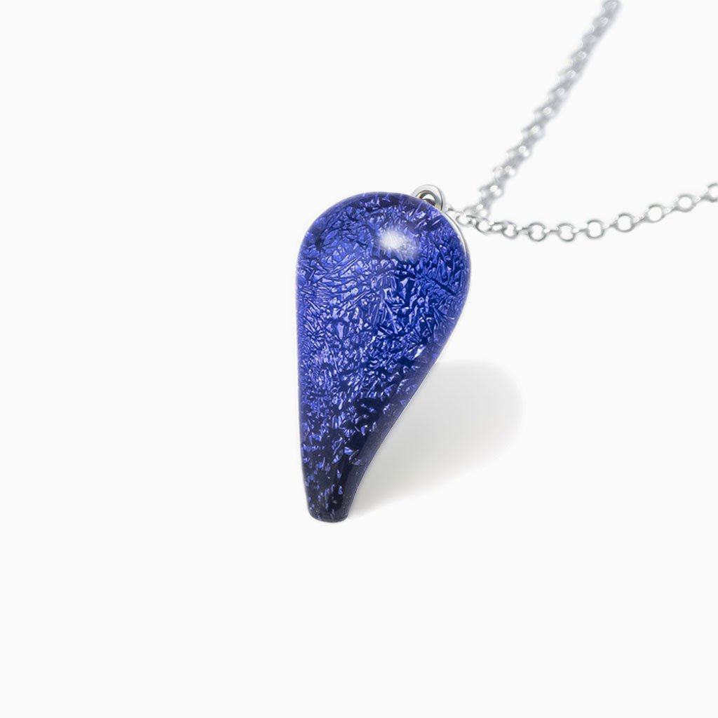 NECKLACE STARRY BLUE ~ INDIGO | DROP | REFLET[proNECKLACE STARRY BLUE ~ INDIGOduct_vendor]MicrocosmosPRODUCT INFORMATION

Exlusive Microcosmoses Glass Reflet
Bead size length: 20 mm/ 0.8" |  width: 12 mm/ 0.5"

Base chain: Sterling Silver 925 ~ Stainless Steel 
ChaiNECKLACE