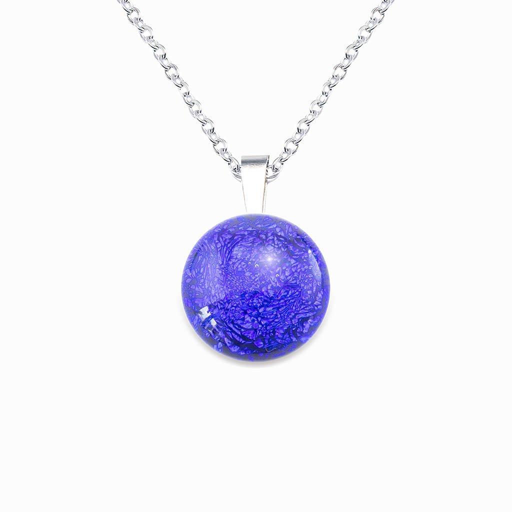 NECKLACE STARRY BLUE ~ INDIGO | ECLIPSE | REFLET[proNECKLACE STARRY BLUE ~ INDIGOduct_vendor]MicrocosmosPRODUCT INFORMATION

Exlusive Microcosmoses Glass Reflet
Bead size: 14 mm / 0.55"

Base chain: Sterling Silver 925 ~ Stainless Steel 
Chain thickness: 1 mm (St.SilveNECKLACE
