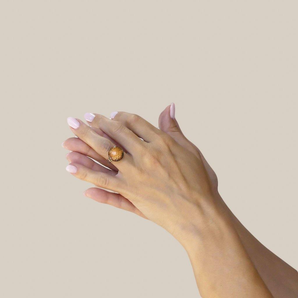 RING COPPER ~ GREEN BOKEH | ECLIPSE | REFLET[proRING COPPER ~ GREEN BOKEHduct_vendor]MicrocosmosPRODUCT INFORMATION 

Exclusive Microcosmoses Glass Reflet™
Bead size: 12~14 mm / 0.47"~0.55"


Free Gift Box 


The  Microcosmoses Reflet  Steel  Rings ™  are  handRINGS GLASS REFLET