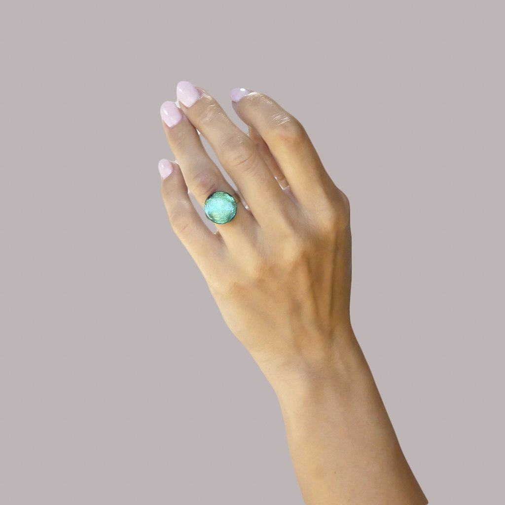 RING EMERAUDE ~ IRIS BLUE | ECLIPSE | REFLET[proRING EMERAUDE ~ IRIS BLUEduct_vendor]MicrocosmosPRODUCT INFORMATION 

Exclusive Microcosmoses Glass Reflet™
Bead size: 12~14 mm / 0.47"~0.55"


Free Gift Box 


The  Microcosmoses Reflet  Steel  Rings ™  are  handRINGS GLASS REFLET