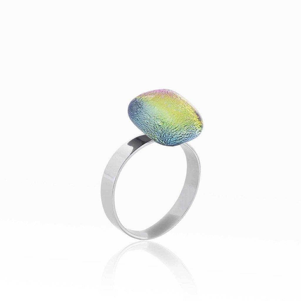 RING INDIGO ~ ETERNAL FUSHIA | SQUIRCLE | REFLET[proRING INDIGO ~ ETERNAL FUSHIAduct_vendor]MicrocosmosPRODUCT INFORMATION

Exclusive Microcosmoses Glass Reflet™
Base: Stainless Steel 
Bead size length: 12~14 mm / 0.47"~0.55" |  width: 12~14 mm / 0.47"~0.55"


Free GiRINGS GLASS REFLET