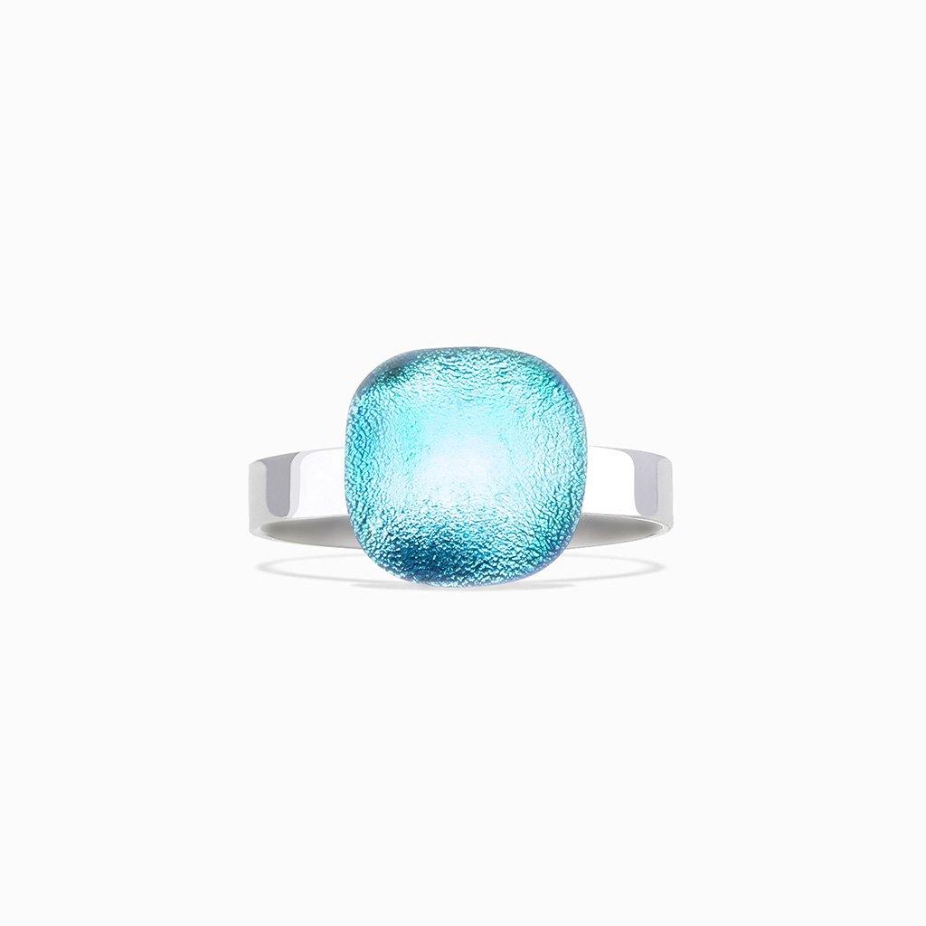 RING TURQUOISE ~ NIGHT BLUE | SQUIRCLE | REFLET[proRING TURQUOISE ~ NIGHT BLUEduct_vendor]MicrocosmosPRODUCT INFORMATION

Exclusive Microcosmoses Glass Reflet™
Base: Stainless Steel 
Bead size length: 12~14 mm / 0.47"~0.55" |  width: 12~14 mm / 0.47"~0.55"


Free GiRINGS GLASS REFLET